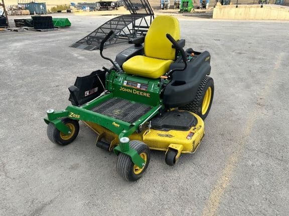 Image of John Deere Z655 equipment image 4
