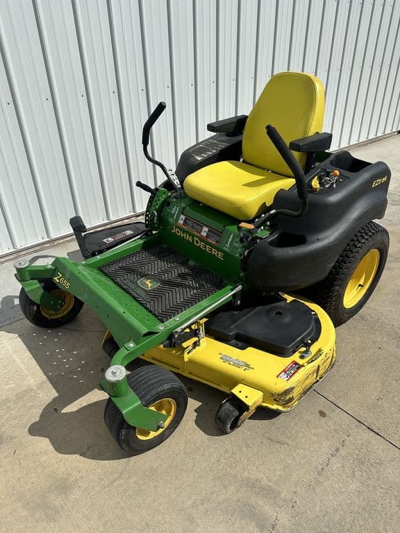 SOLD 2015 John Deere Z655 Other Equipment Turf Tractor Zoom