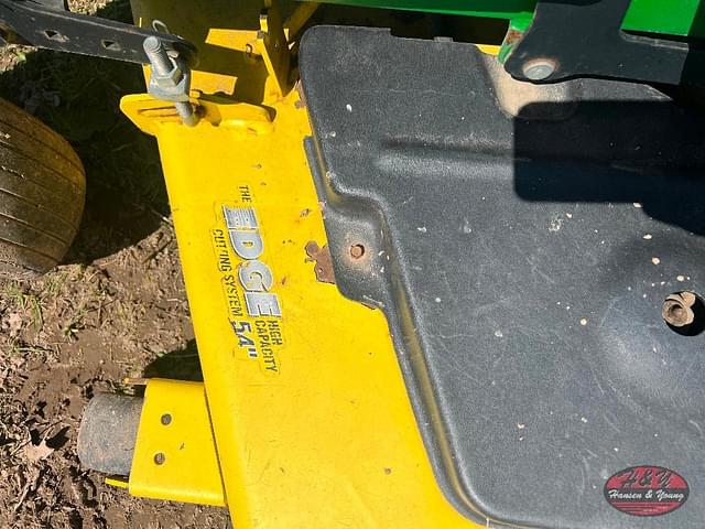 Image of John Deere Z655 equipment image 1