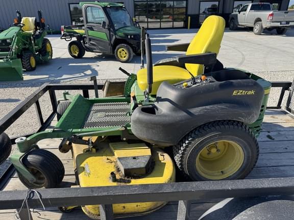 Image of John Deere Z665 equipment image 4