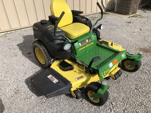 Main image John Deere Z665