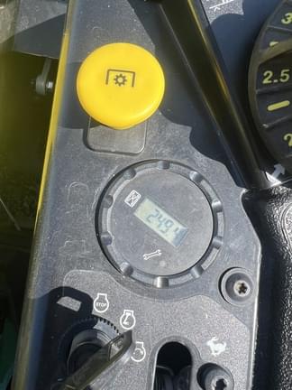 Image of John Deere Z915B equipment image 4
