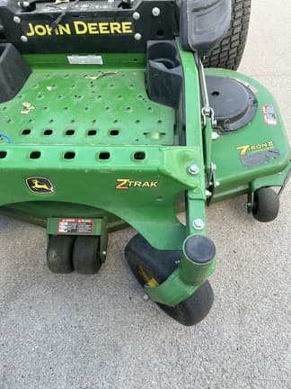 Image of John Deere Z915B equipment image 1