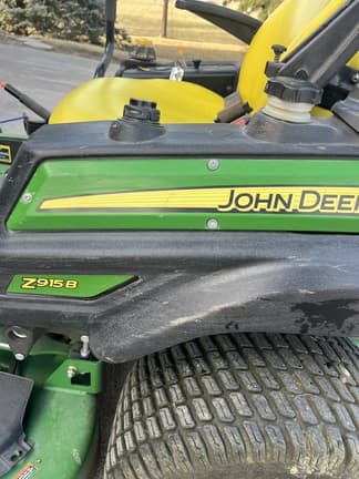 Image of John Deere Z915B equipment image 2
