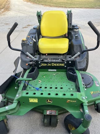 2015 John Deere Z915B Equipment Image0