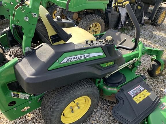 Image of John Deere Z915B equipment image 1