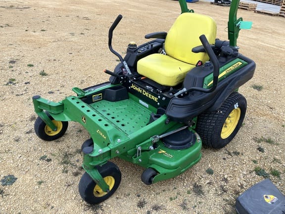 2015 John Deere Z915B Equipment Image0