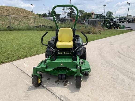 Image of John Deere Z915B equipment image 1