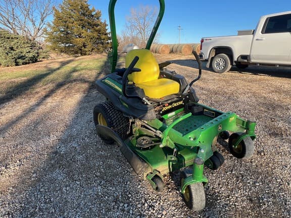 Image of John Deere Z915B Primary image