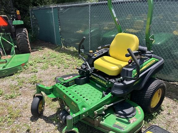 Image of John Deere Z915B equipment image 1