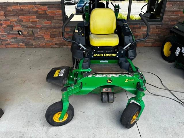 Image of John Deere Z915B equipment image 1