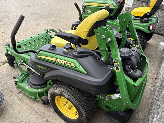 Image of John Deere Z920M equipment image 3