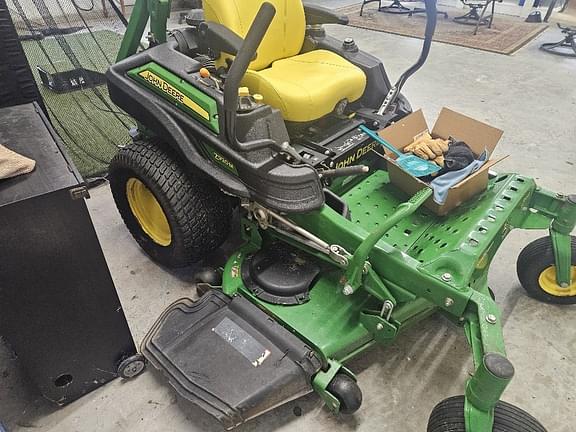 Image of John Deere Z920M equipment image 2