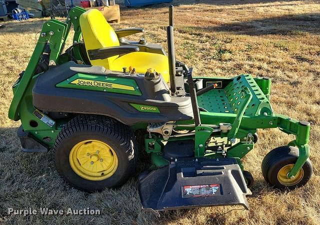 Image of John Deere Z920M equipment image 3