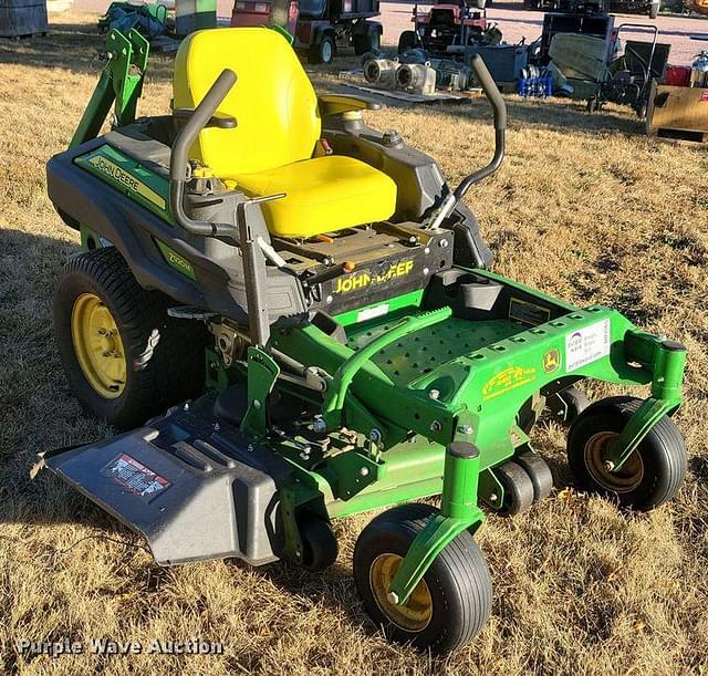 Image of John Deere Z920M equipment image 2