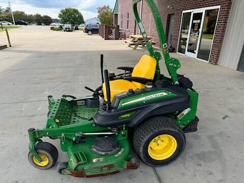 Image of John Deere Z925M equipment image 1