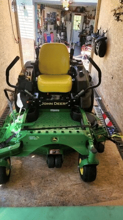 Main image John Deere Z925M
