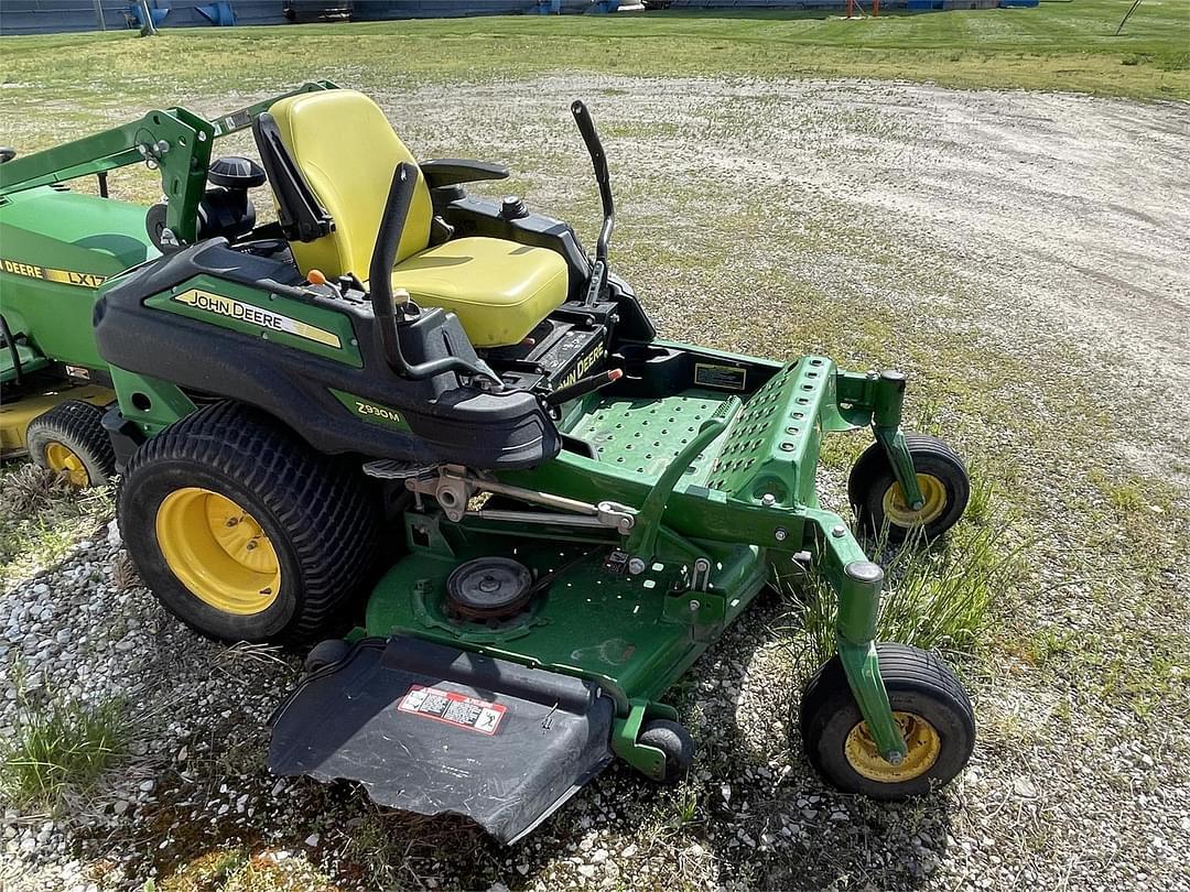 Image of John Deere Z930M Image 0