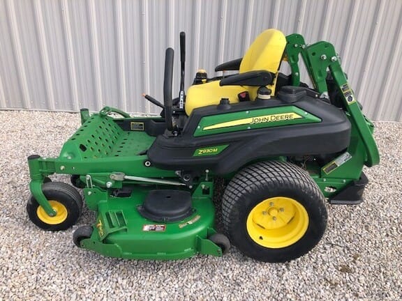 Main image John Deere Z930M