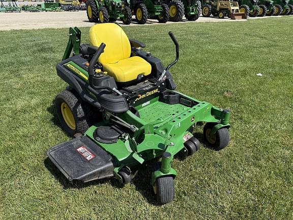 Image of John Deere Z930M equipment image 1