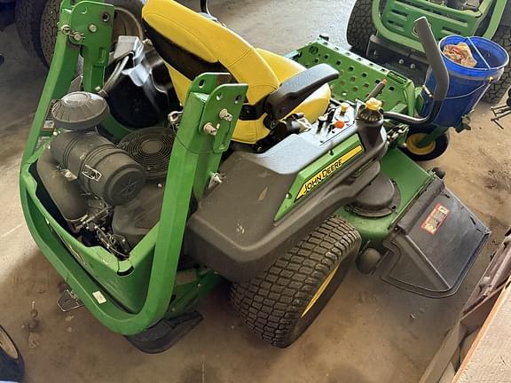 Image of John Deere Z930M equipment image 4