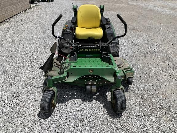 Image of John Deere Z930M equipment image 1