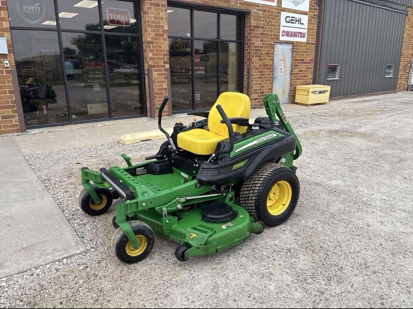 2015 John Deere Z930M Equipment Image0