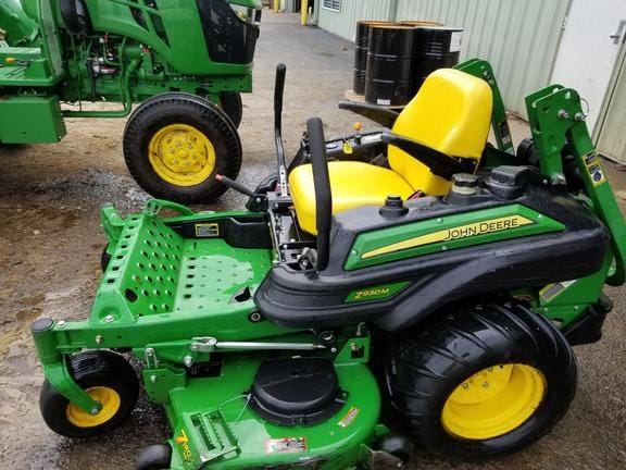 Main image John Deere Z930M
