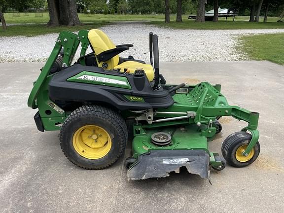 Image of John Deere Z930M equipment image 1