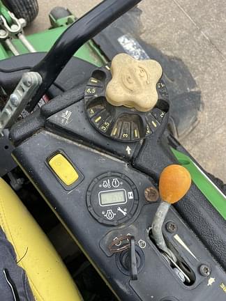 Image of John Deere Z930M equipment image 4