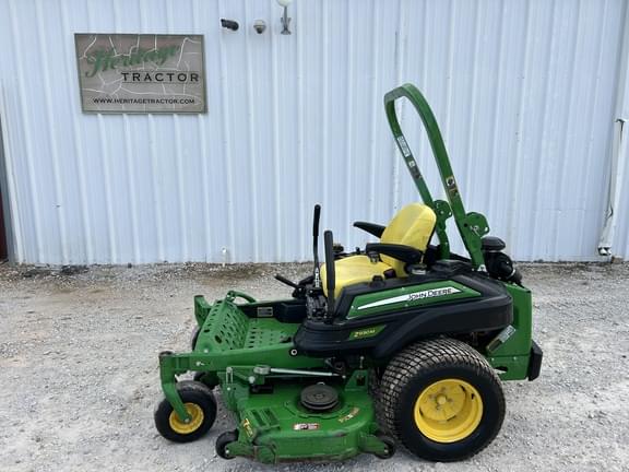 Image of John Deere Z930M equipment image 1
