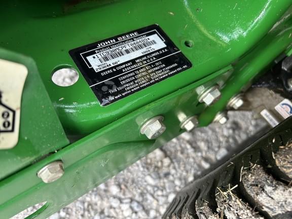 Image of John Deere Z930M equipment image 4