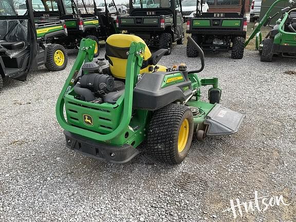 Image of John Deere Z930M equipment image 1