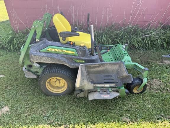 Image of John Deere Z930M equipment image 1