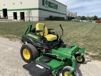 Main image John Deere Z930R