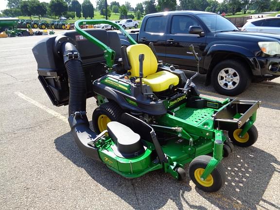 Image of John Deere Z930R equipment image 1