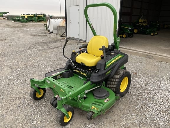 Main image John Deere Z930R