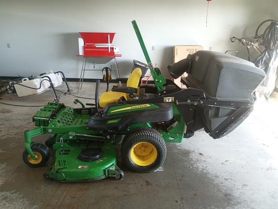 Image of John Deere Z950M equipment image 1