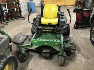 2015 John Deere Z950R Image