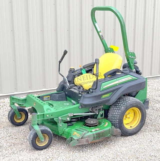 Image of John Deere Z960R equipment image 1