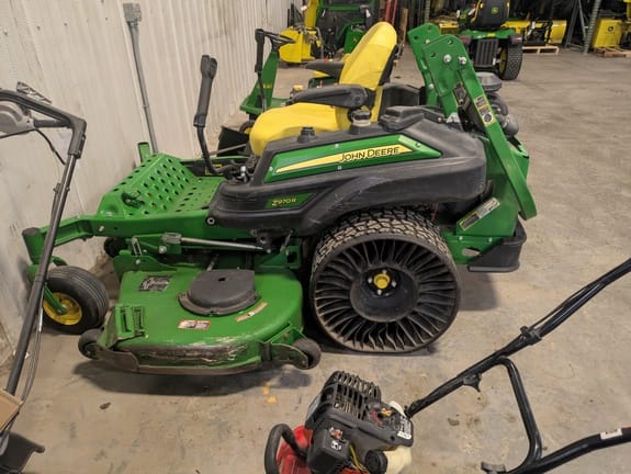 2015 John Deere Z970R Equipment Image0