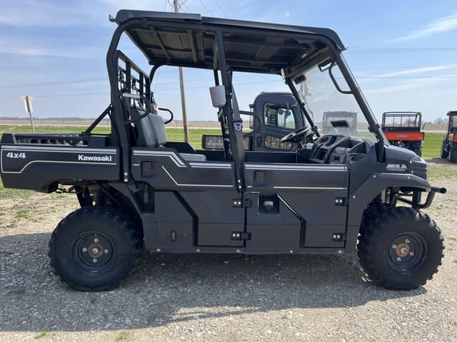 Image of Kawasaki Mule Pro FXT equipment image 1