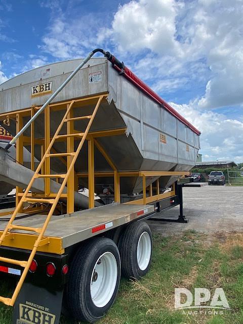 Image of KBH Fertilizer Chassis equipment image 3