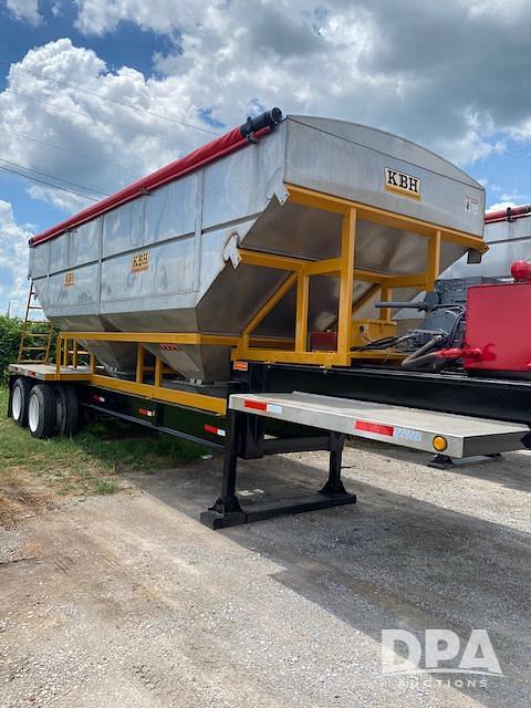 Image of KBH Fertilizer Chassis equipment image 1