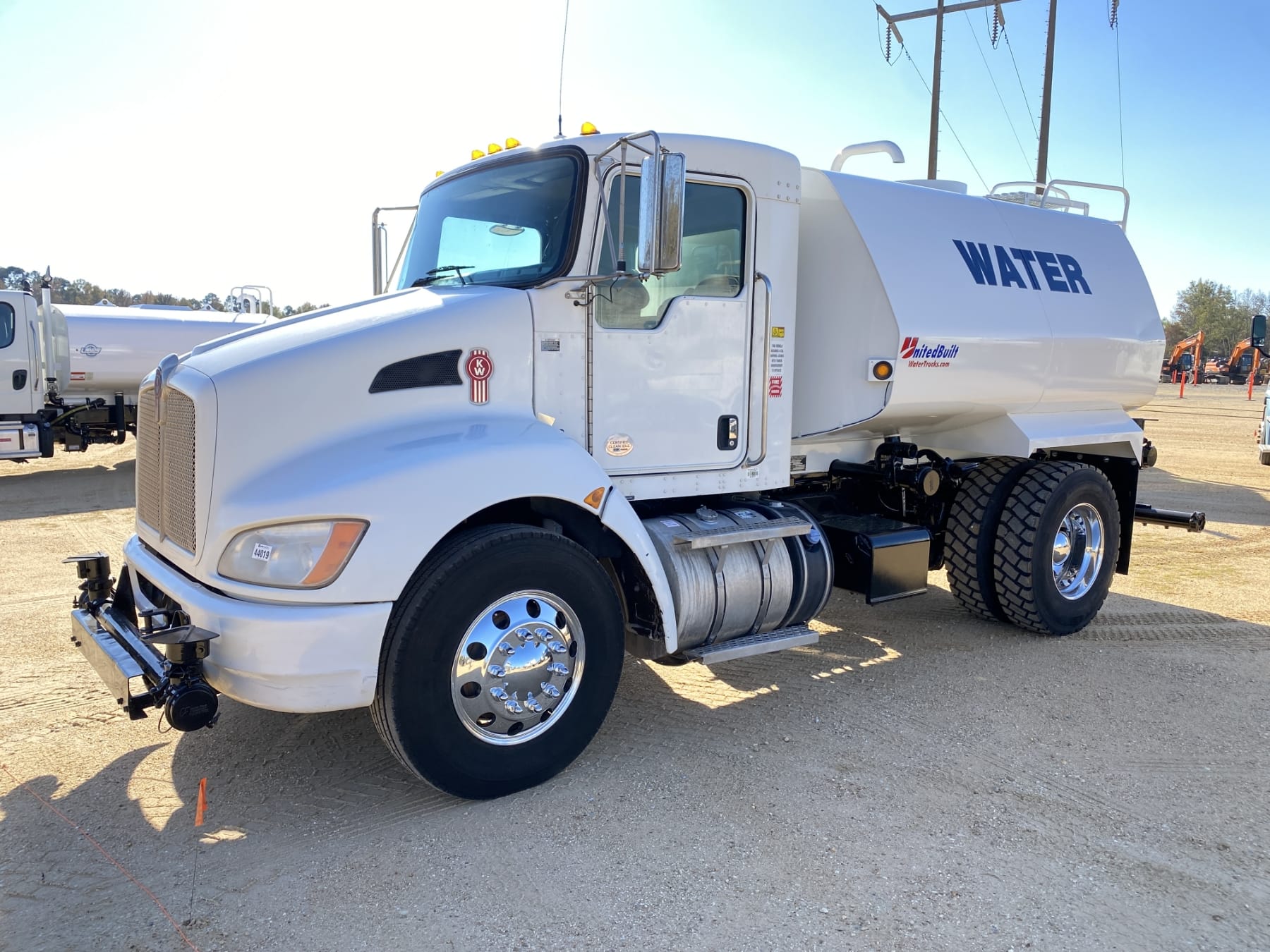 2015 Kenworth T300 Equipment Image0