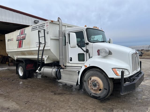 Image of Kenworth T370 equipment image 4