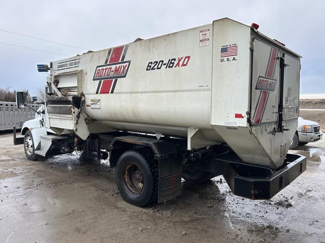 Image of Kenworth T370 equipment image 1