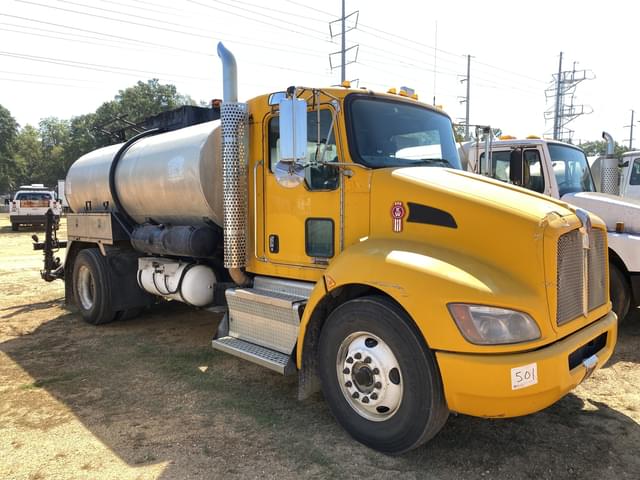 Image of Kenworth T370 equipment image 3