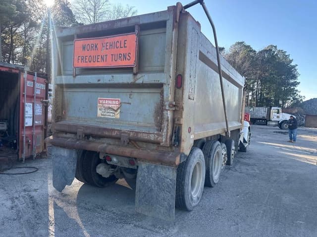 Image of Kenworth T370 equipment image 4