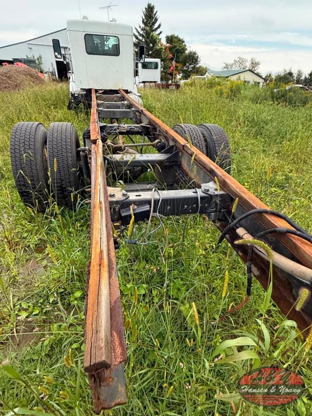 Image of Kenworth T370 equipment image 1